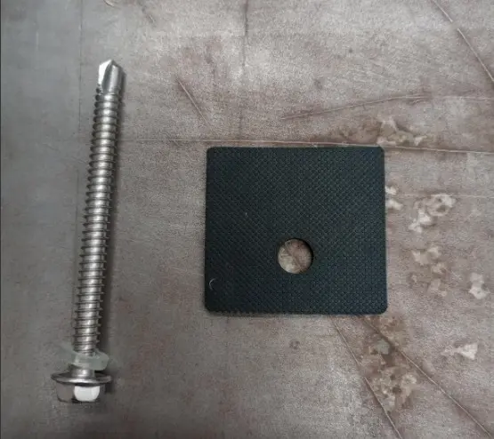 Pija Autotaladrante con Neopreno